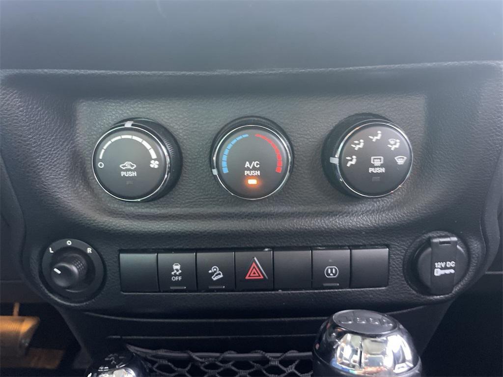 used 2014 Jeep Wrangler Unlimited car, priced at $18,999