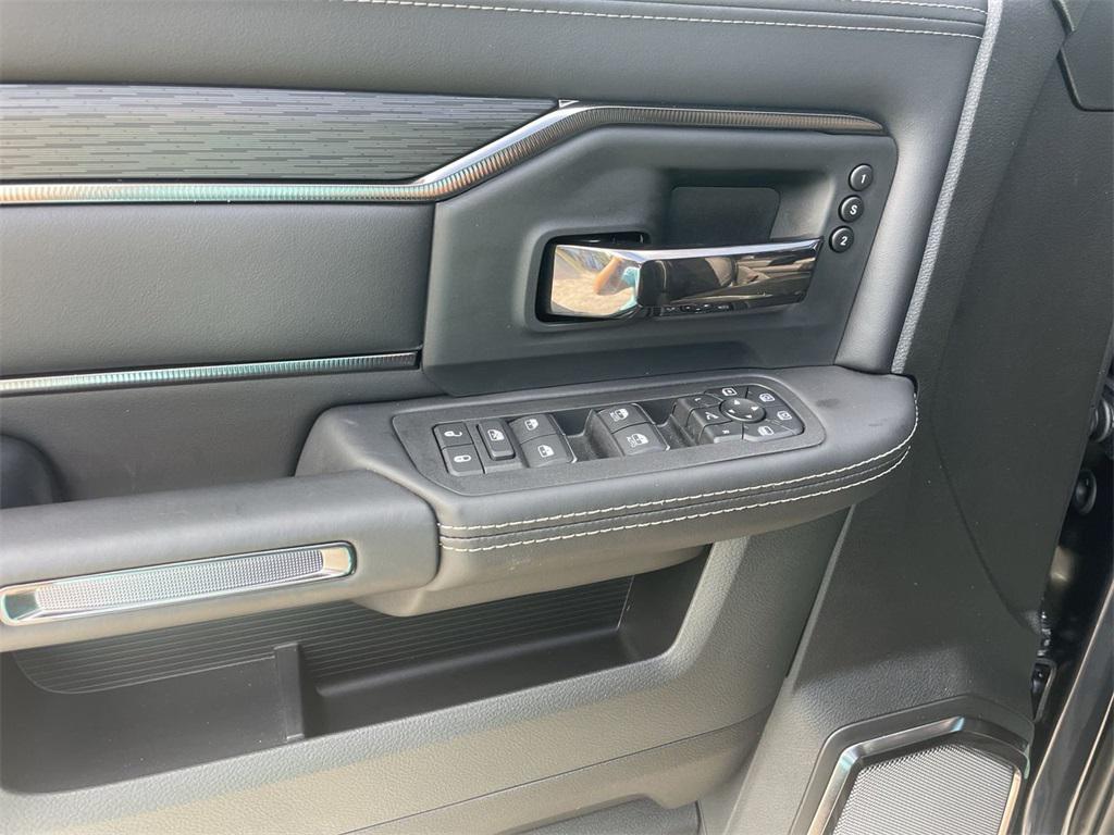new 2025 Ram 2500 car, priced at $92,215
