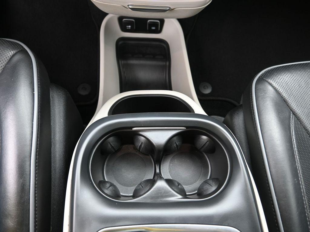 used 2018 Chrysler Pacifica Hybrid car, priced at $16,117