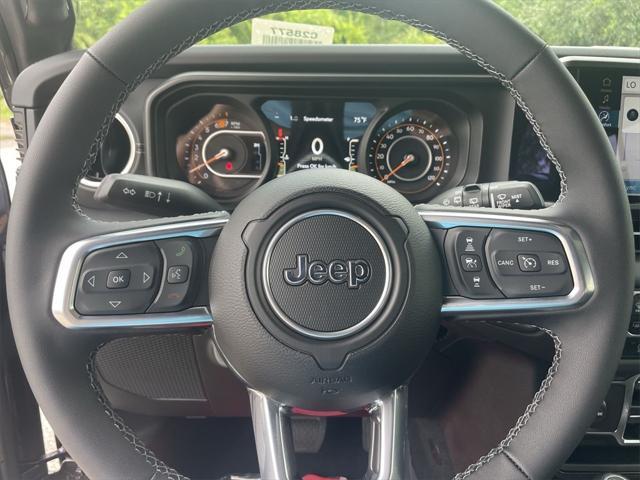 new 2025 Jeep Wrangler car, priced at $60,870