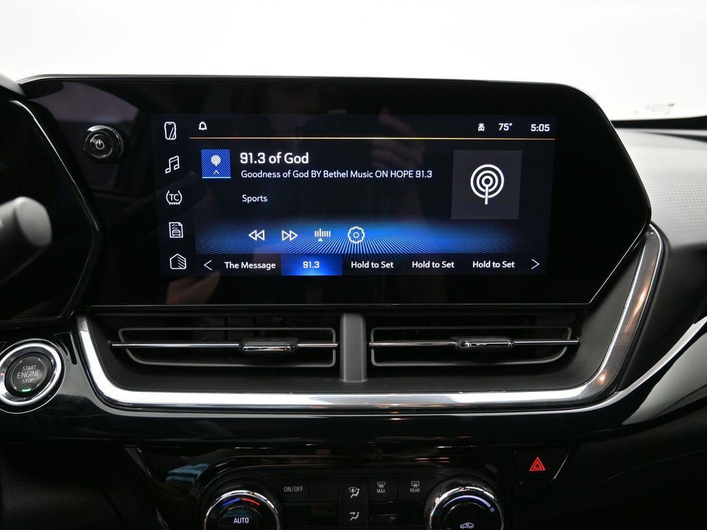 used 2024 Chevrolet Trax car, priced at $23,539