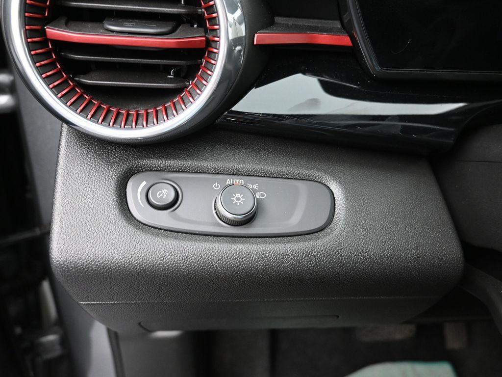 used 2024 Chevrolet Trax car, priced at $23,539