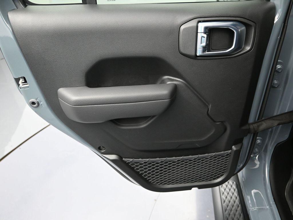 new 2026 Jeep Gladiator car, priced at $49,959