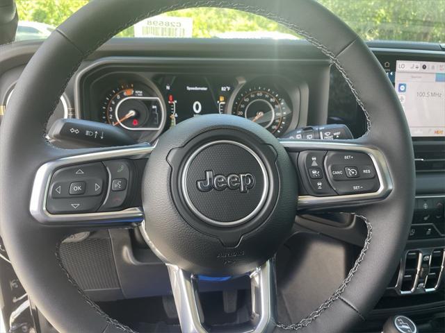 new 2025 Jeep Wrangler car, priced at $59,120