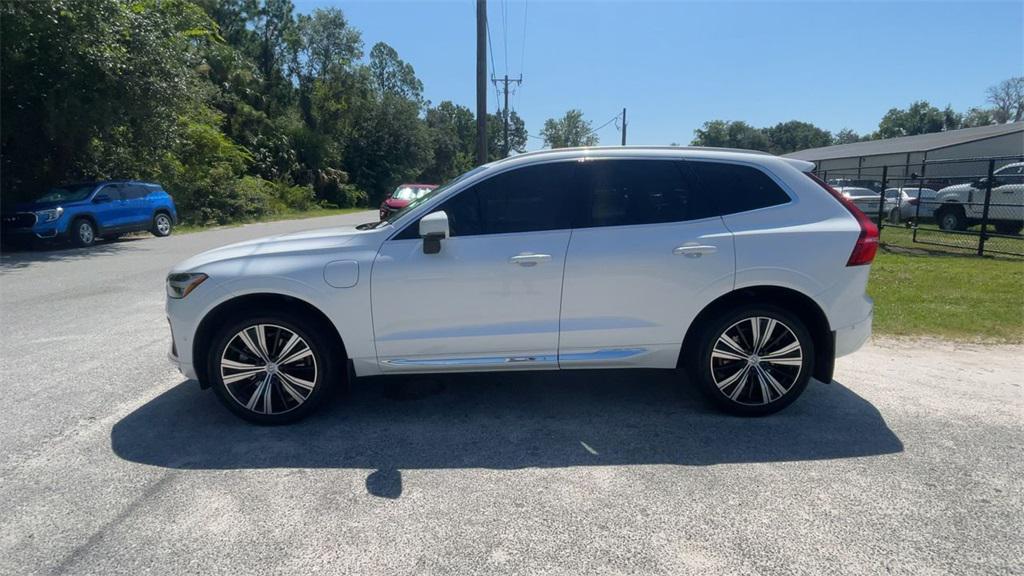 used 2022 Volvo XC60 Recharge Plug-In Hybrid car, priced at $38,299