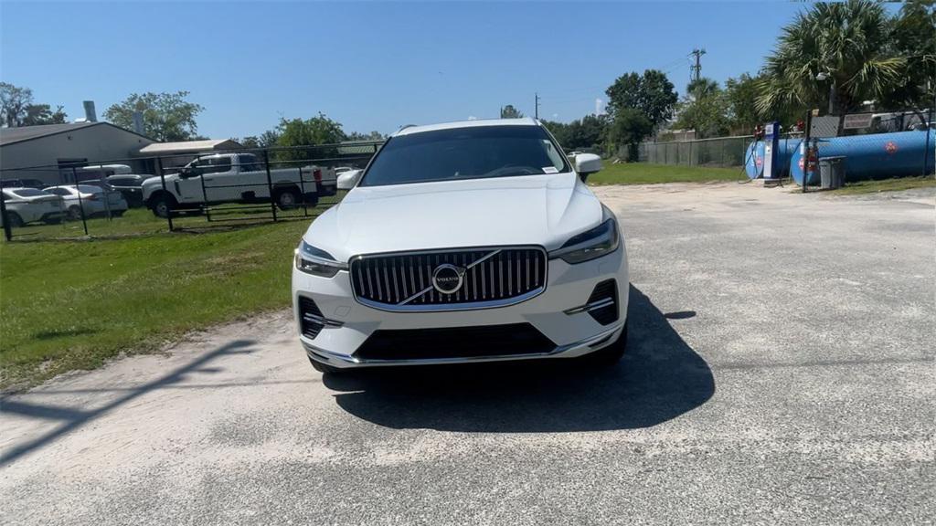 used 2022 Volvo XC60 Recharge Plug-In Hybrid car, priced at $38,299