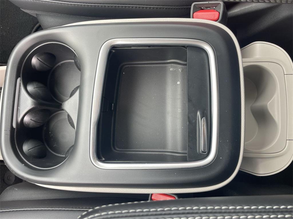 new 2024 Chrysler Pacifica car, priced at $41,300