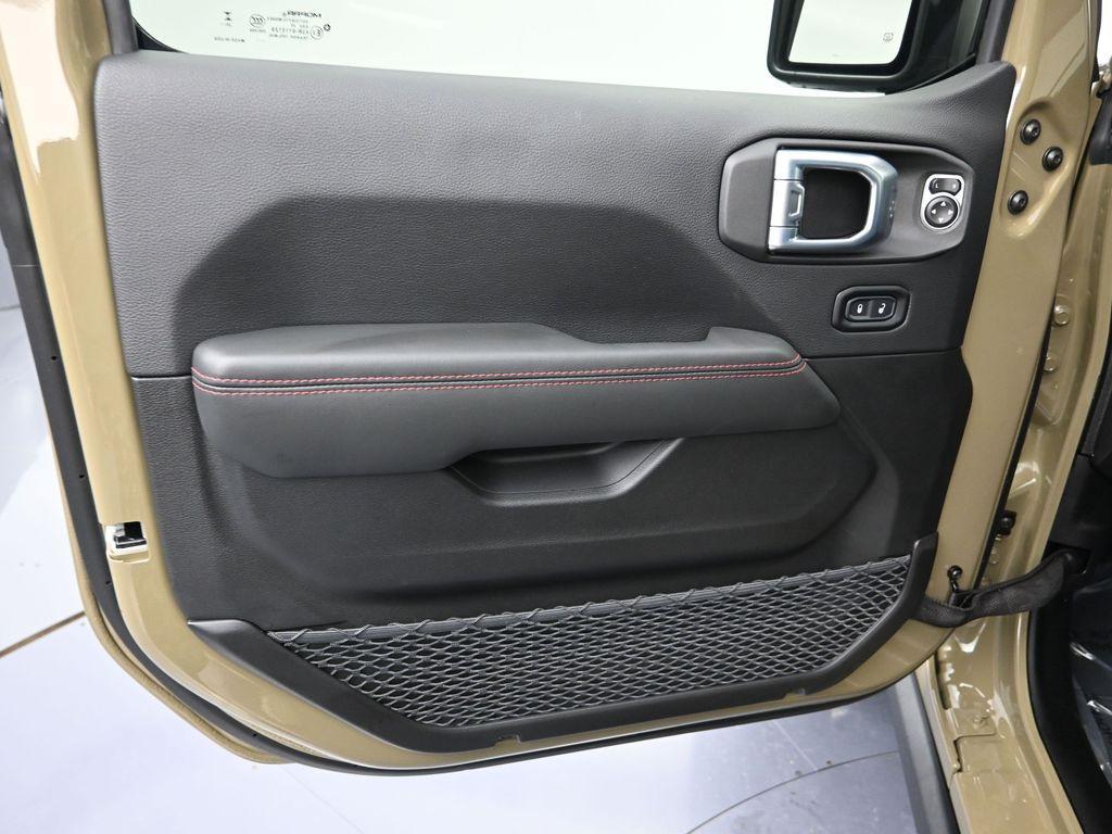 new 2026 Jeep Wrangler car, priced at $59,946