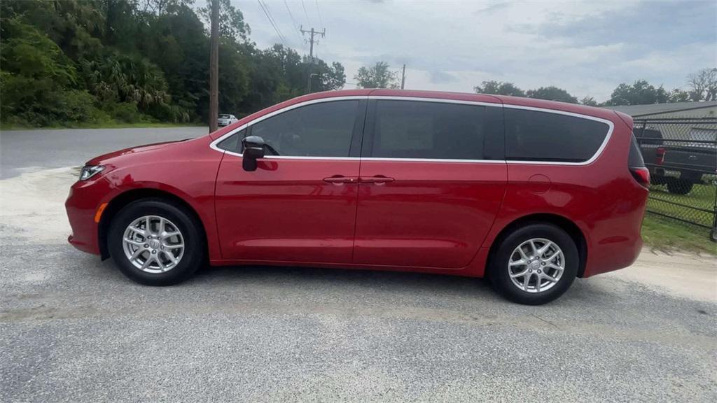 new 2026 Chrysler Pacifica car, priced at $44,955