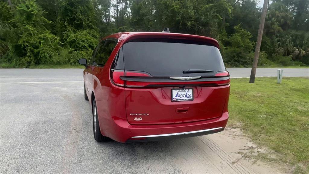 new 2026 Chrysler Pacifica car, priced at $44,955
