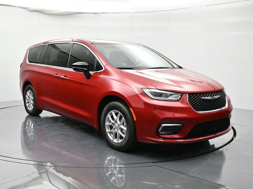 new 2026 Chrysler Pacifica car, priced at $43,995