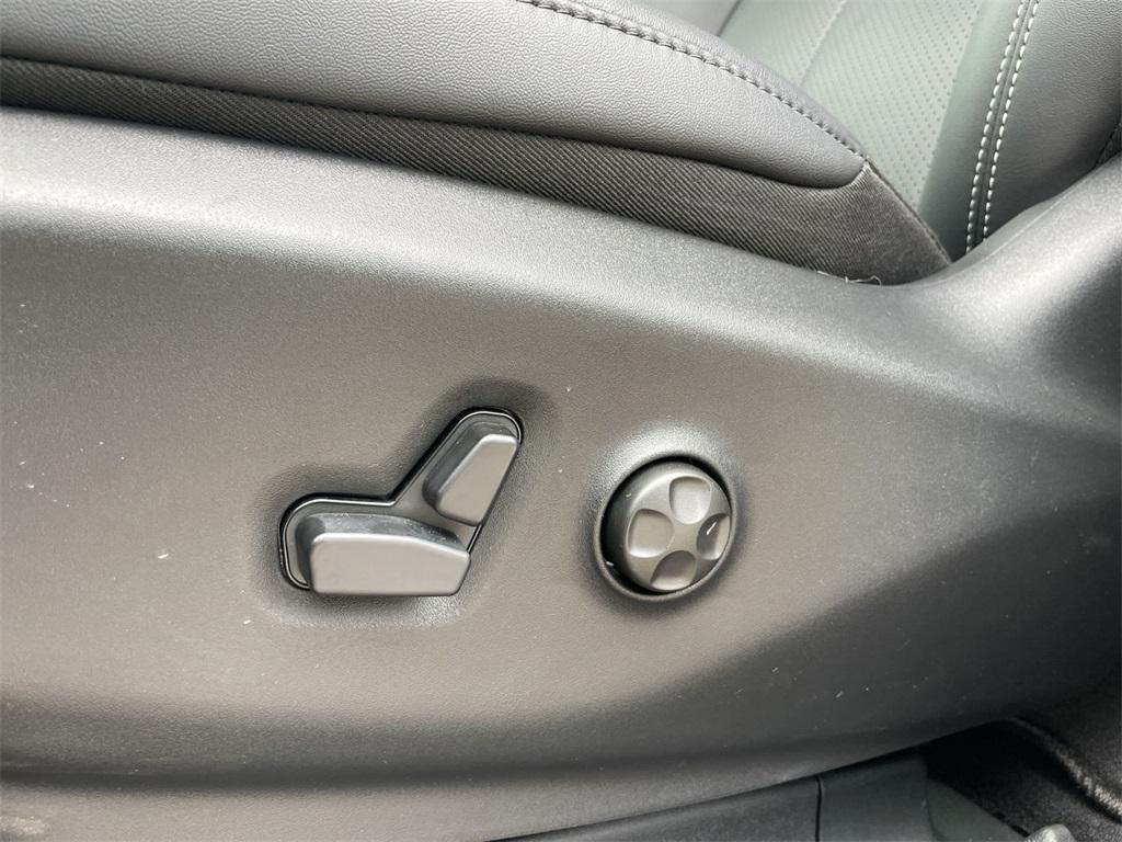 new 2026 Chrysler Pacifica car, priced at $44,955
