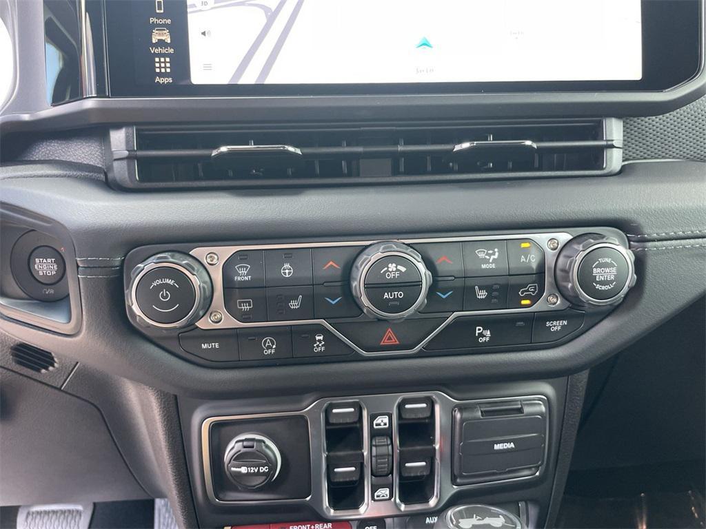 new 2025 Jeep Wrangler car, priced at $76,055