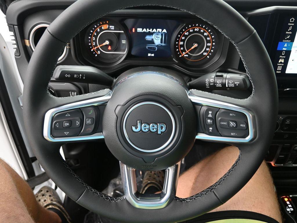 new 2025 Jeep Wrangler car, priced at $54,235