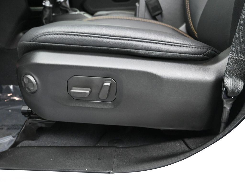 new 2025 Jeep Wrangler car, priced at $54,235