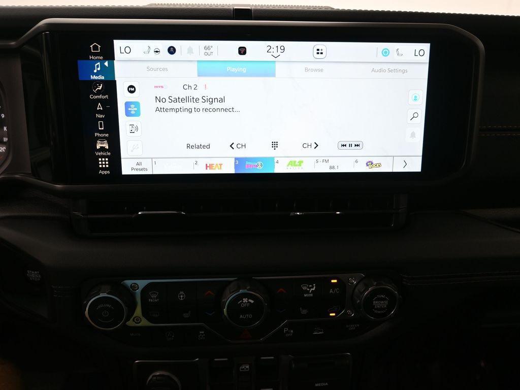 new 2025 Jeep Wrangler car, priced at $54,235