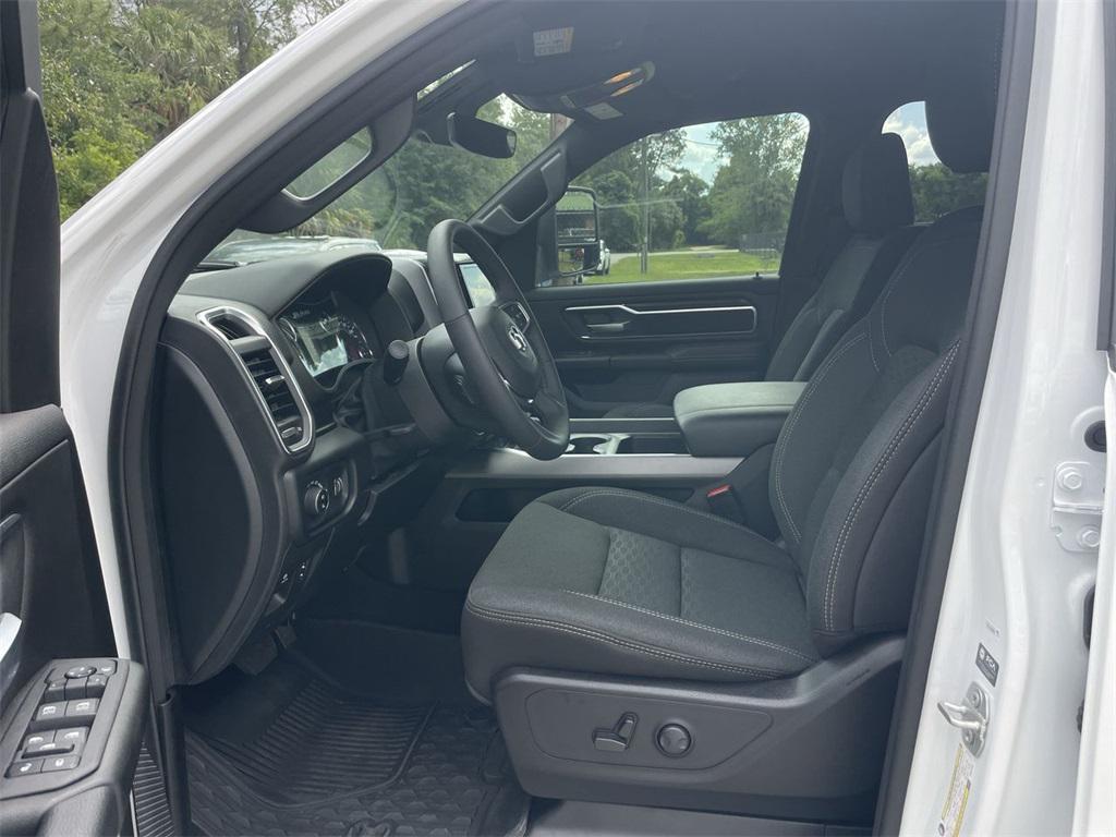new 2025 Ram 1500 car, priced at $62,715