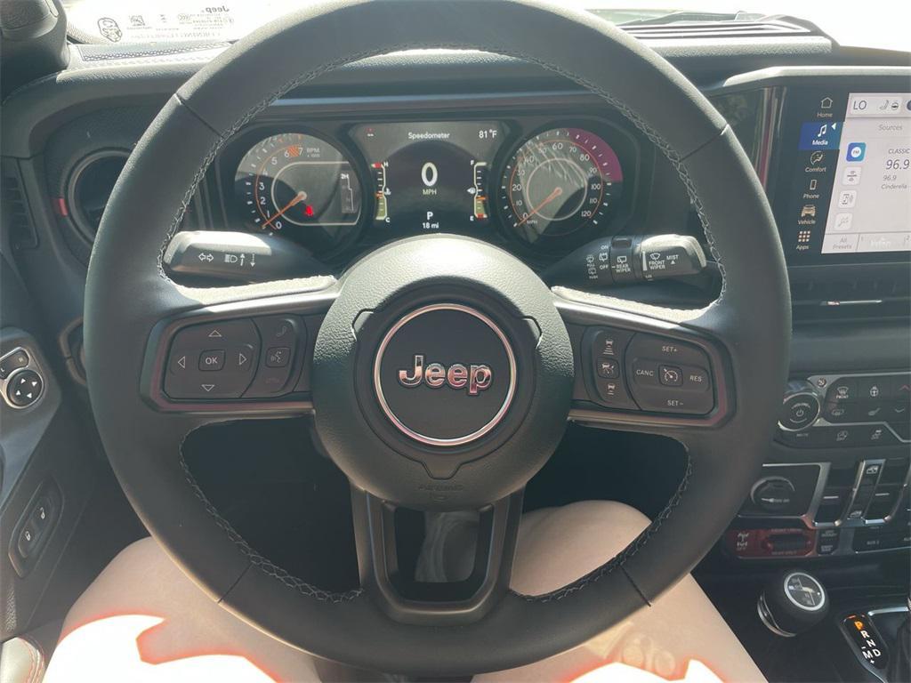 new 2025 Jeep Wrangler car, priced at $71,685