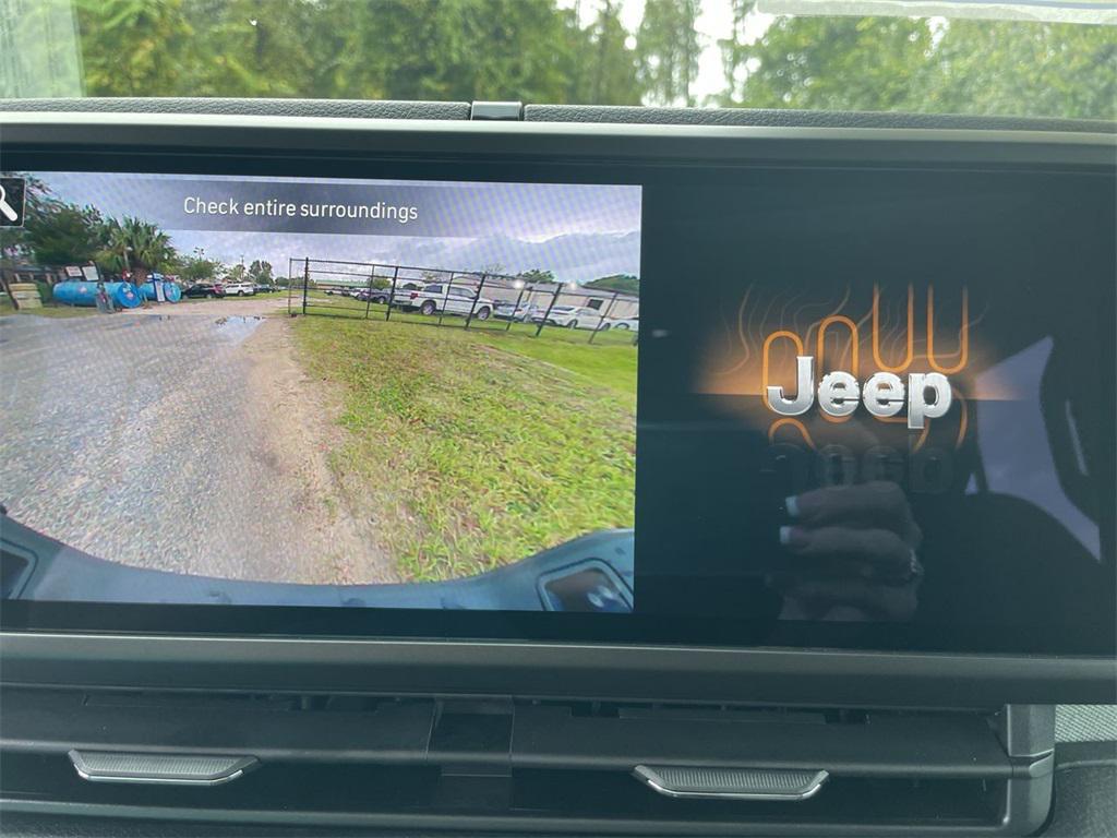 new 2025 Jeep Gladiator car, priced at $44,965