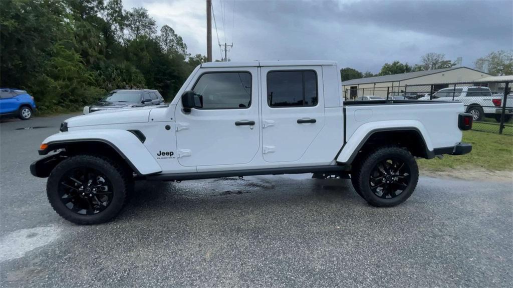 new 2025 Jeep Gladiator car, priced at $44,965