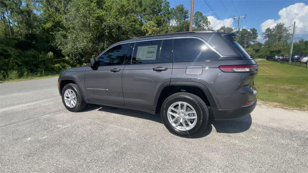 new 2025 Jeep Grand Cherokee car, priced at $42,170