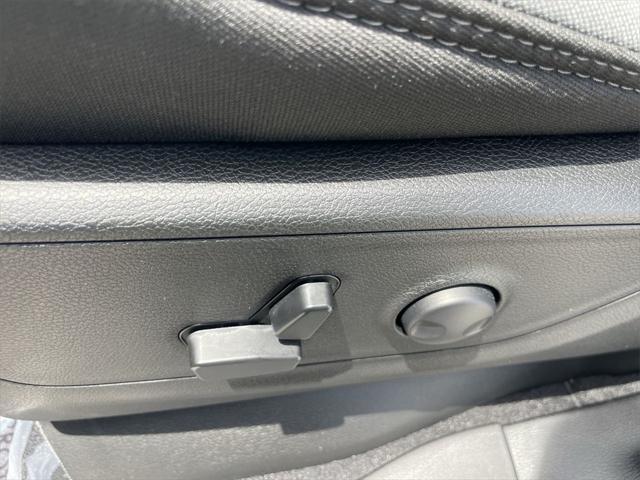 new 2025 Ram 1500 car, priced at $61,160