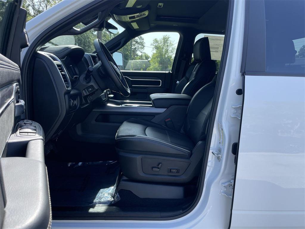 new 2024 Ram 3500 car, priced at $91,160