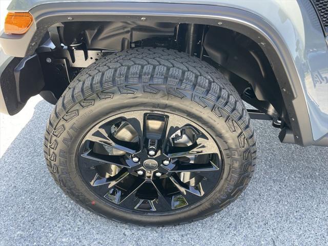 new 2025 Jeep Gladiator car, priced at $47,330