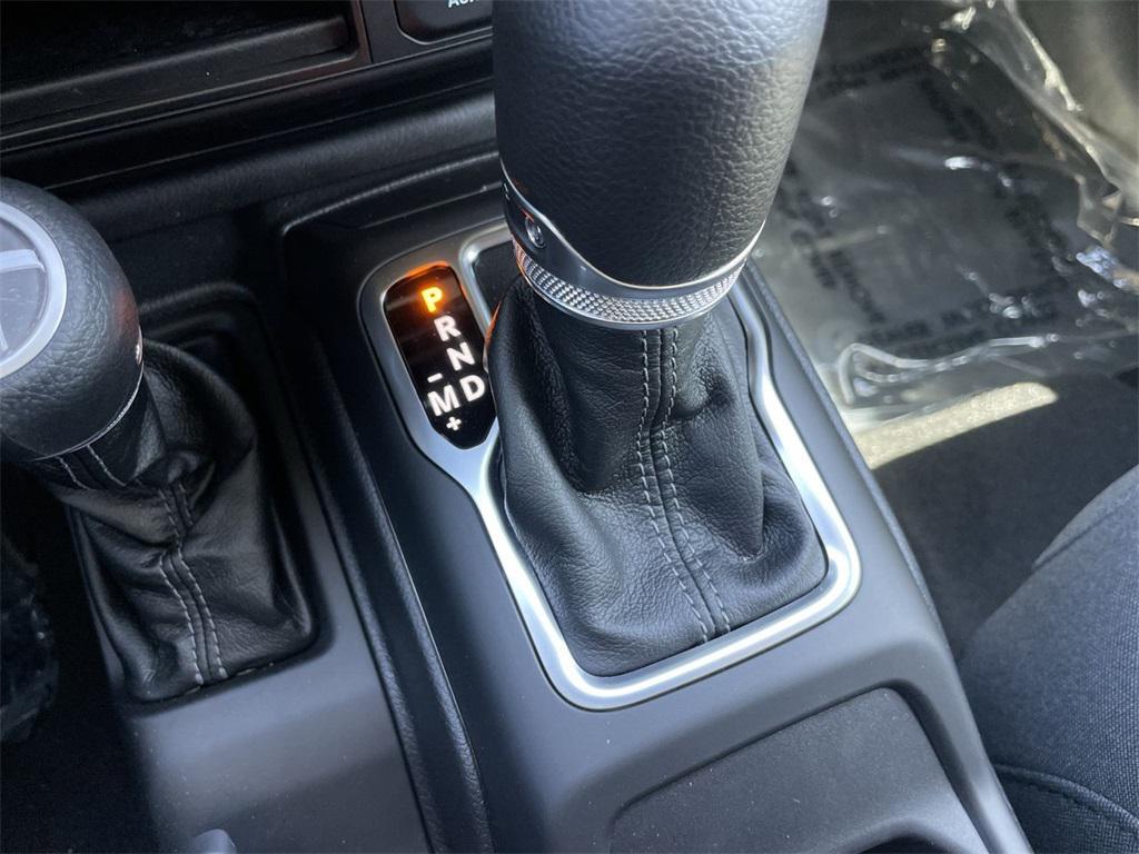 new 2025 Jeep Gladiator car, priced at $47,330