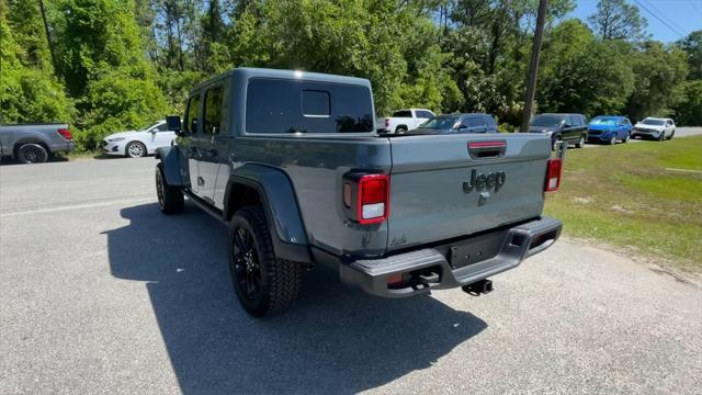 new 2025 Jeep Gladiator car, priced at $47,330