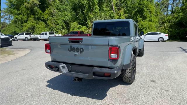 new 2025 Jeep Gladiator car, priced at $47,330