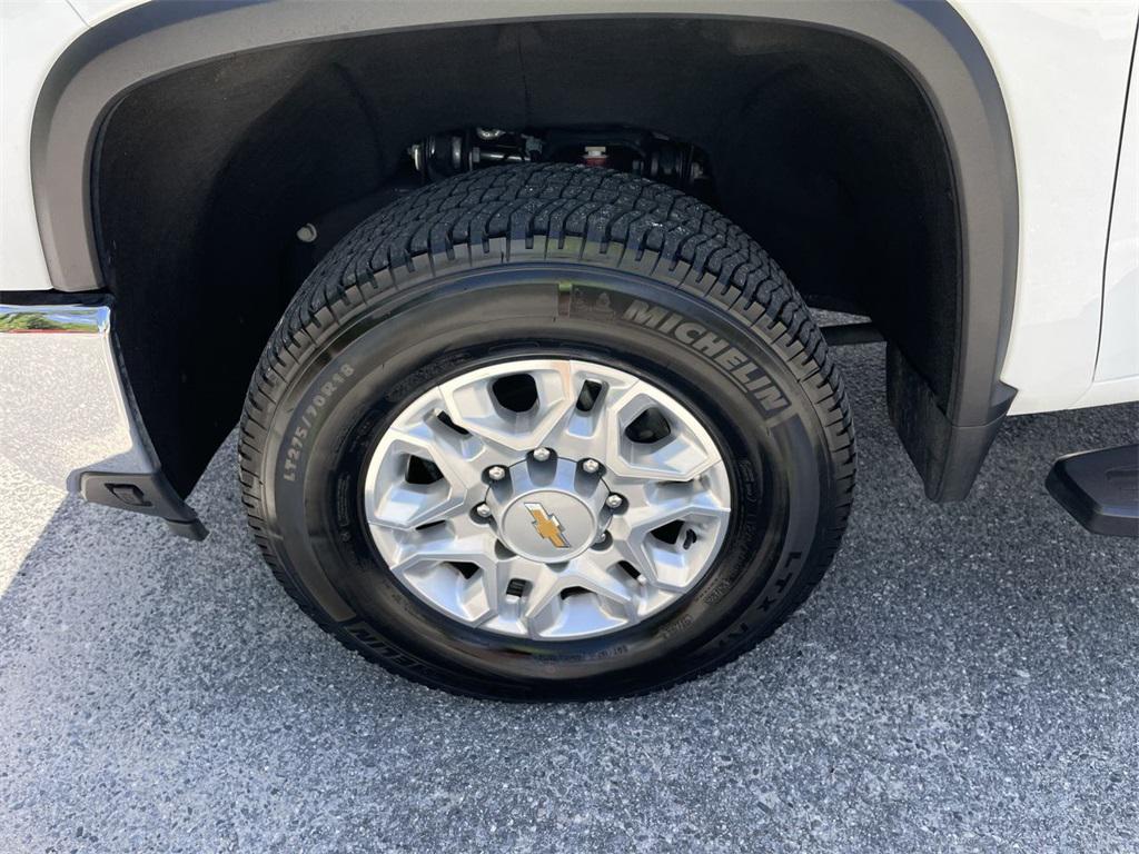 used 2024 Chevrolet Silverado 2500 car, priced at $56,197