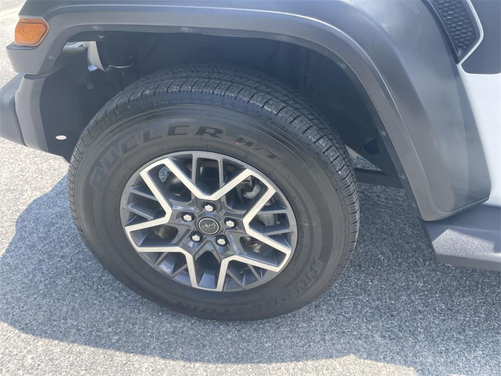 used 2020 Jeep Wrangler Unlimited car, priced at $30,261