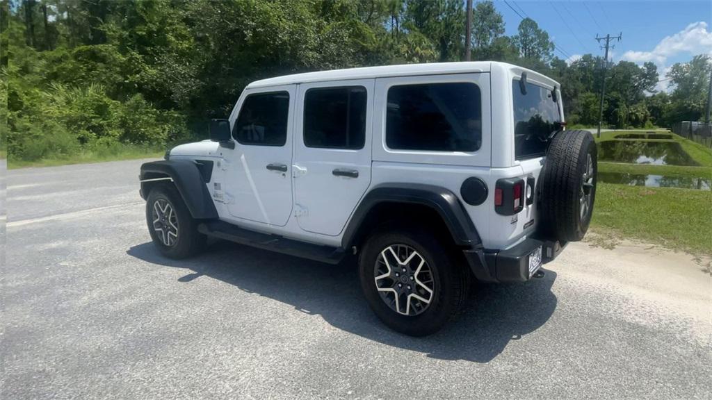used 2020 Jeep Wrangler Unlimited car, priced at $30,261