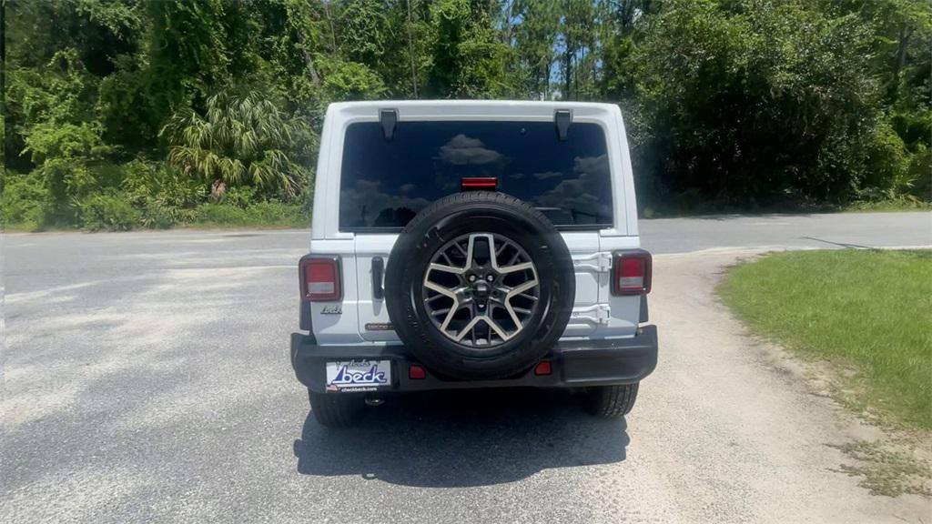 used 2020 Jeep Wrangler Unlimited car, priced at $30,261