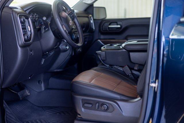 used 2022 Chevrolet Silverado 1500 car, priced at $40,685
