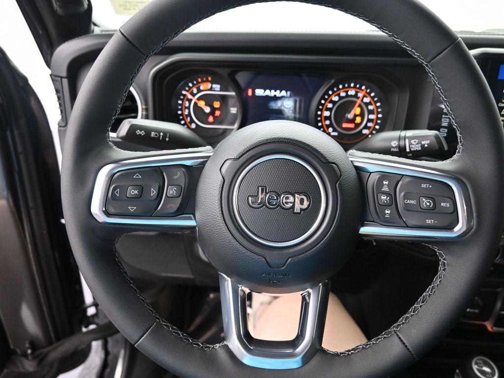 new 2025 Jeep Wrangler car, priced at $56,985