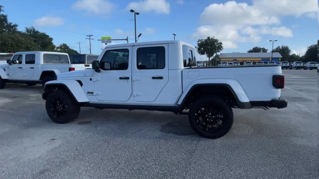 new 2025 Jeep Gladiator car, priced at $45,635