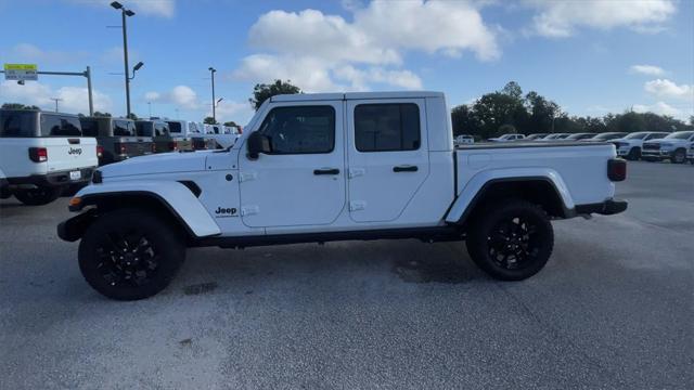 new 2025 Jeep Gladiator car, priced at $45,635
