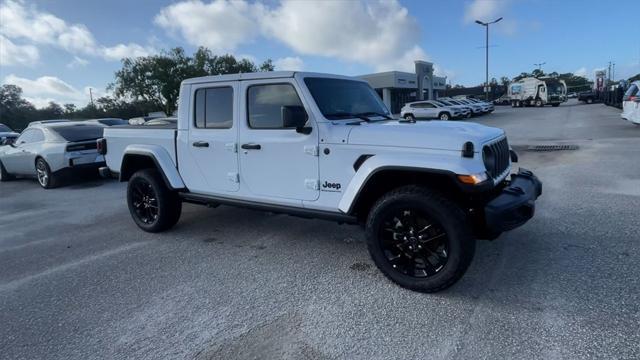 new 2025 Jeep Gladiator car, priced at $45,635