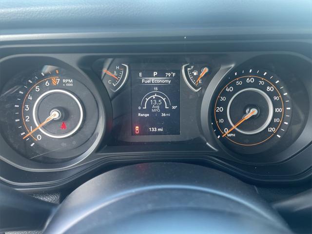 new 2025 Jeep Gladiator car, priced at $45,635