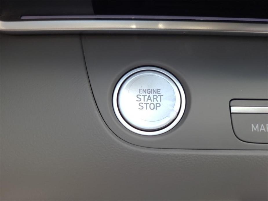new 2024 Hyundai Elantra HEV car, priced at $26,382