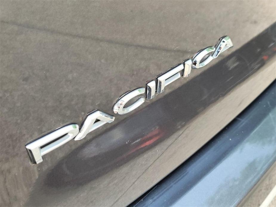 used 2021 Chrysler Pacifica Hybrid car, priced at $21,500