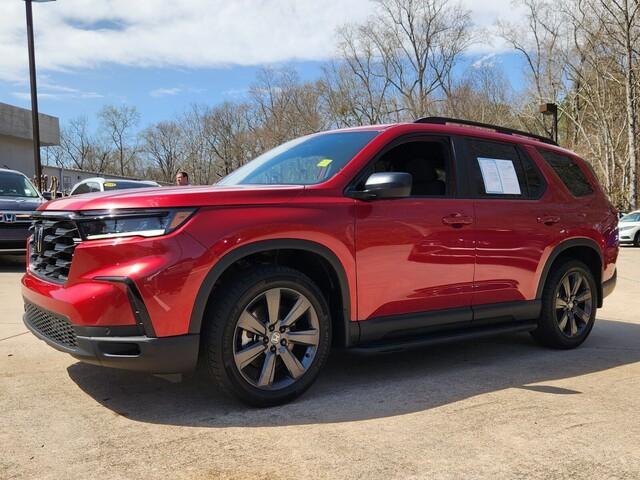 used 2025 Honda Pilot car, priced at $39,443