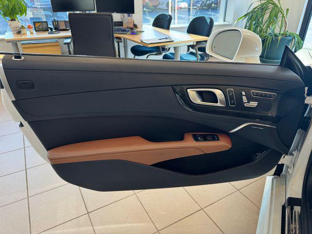 used 2018 Mercedes-Benz SL 450 car, priced at $44,450