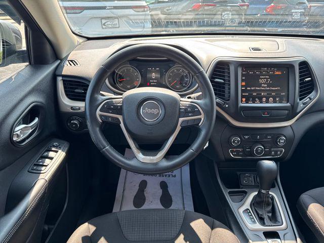 used 2015 Jeep Cherokee car, priced at $6,950