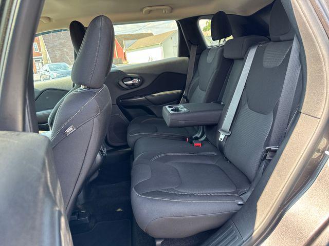 used 2015 Jeep Cherokee car, priced at $6,950