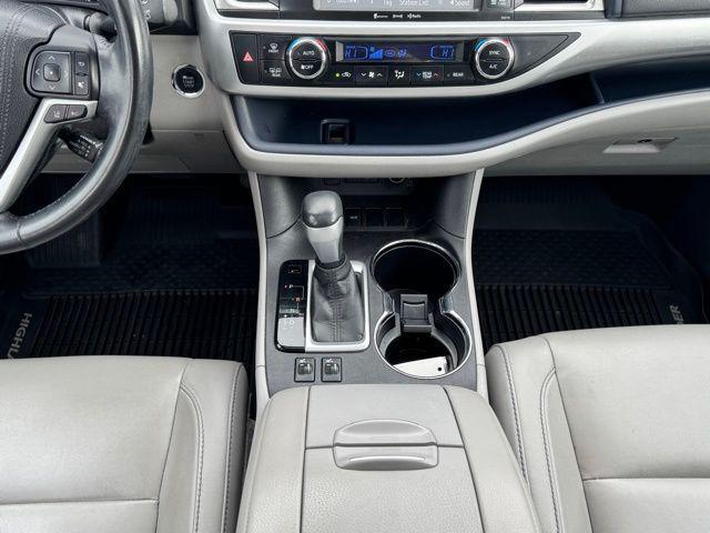 used 2017 Toyota Highlander car, priced at $23,250