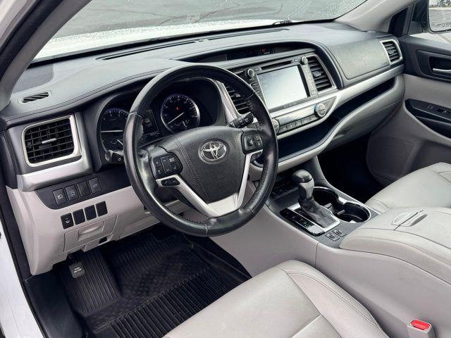 used 2017 Toyota Highlander car, priced at $23,250