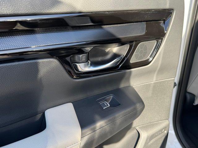 used 2025 Honda CR-V car, priced at $33,950